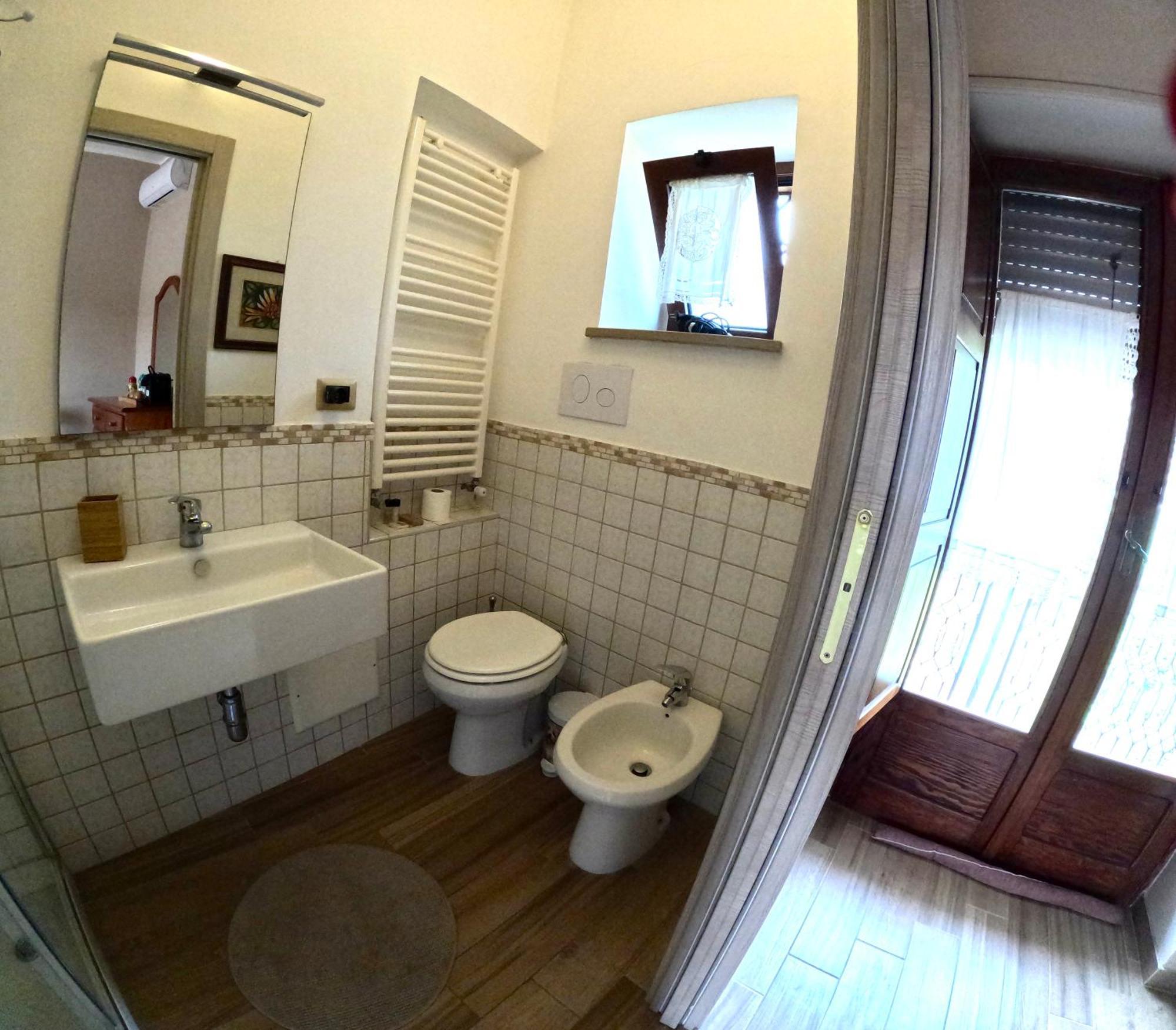 B&B A Casa Di Maybe Caserta Eksteriør bilde