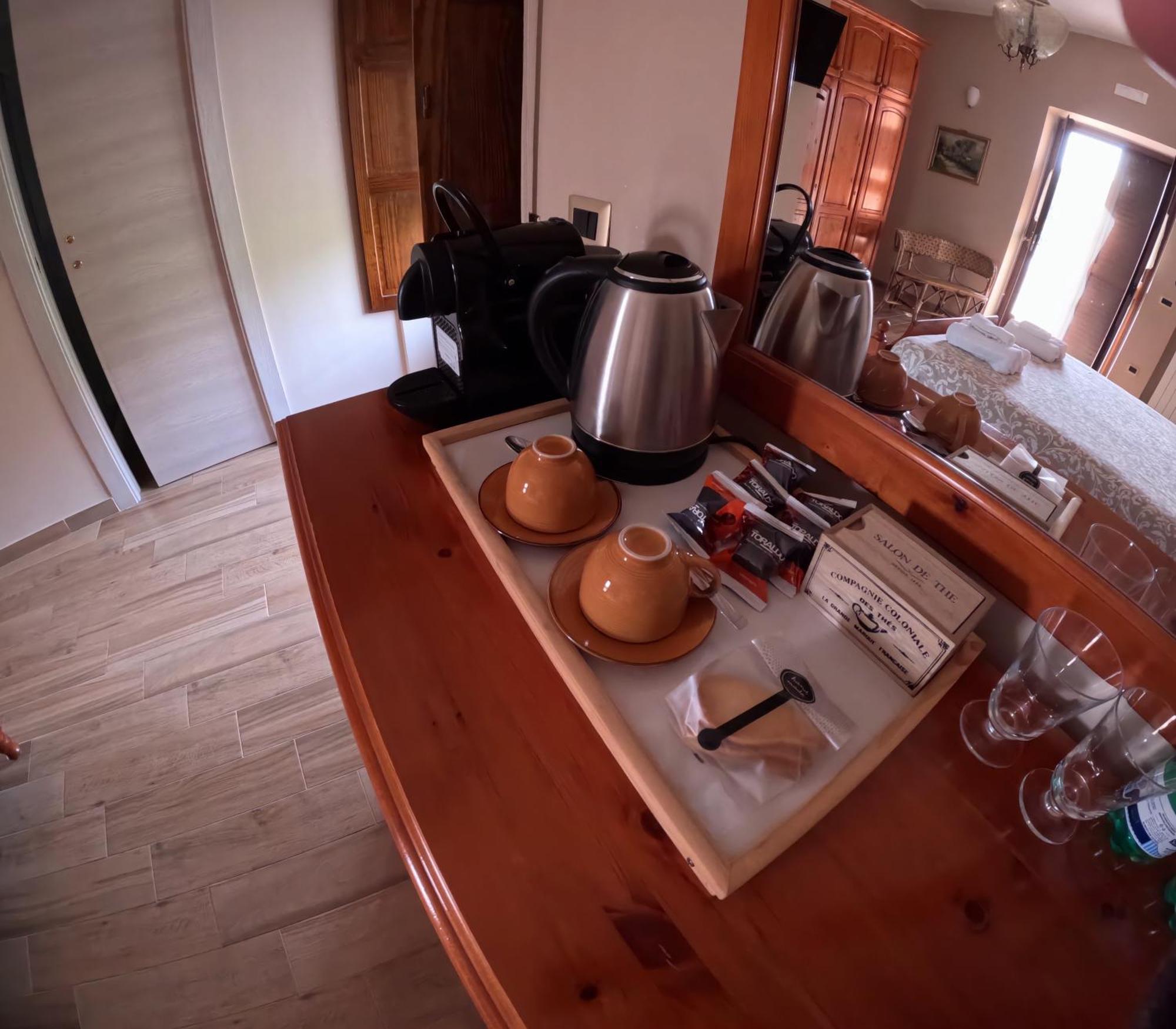B&B A Casa Di Maybe Caserta Eksteriør bilde